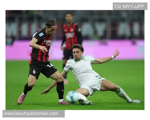 迈尼昂与AC米兰达成续约协议将与莱奥共享队内最高薪水